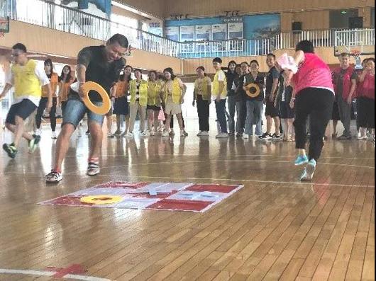 上海市社區(qū)<a href=http://www.wwwyw99966.com target=_blank class=infotextkey>健身</a>俱樂部