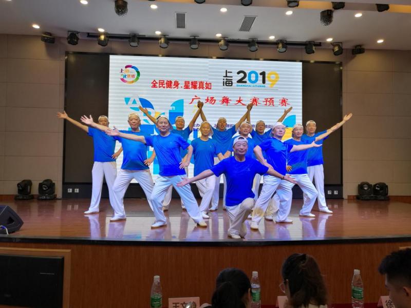 上海市社區(qū)<a href=http://www.wwwyw99966.com target=_blank class=infotextkey>健身</a>俱樂部