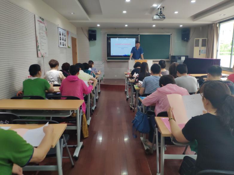 上海市社區(qū)<a href=http://www.wwwyw99966.com target=_blank class=infotextkey>健身</a>俱樂部