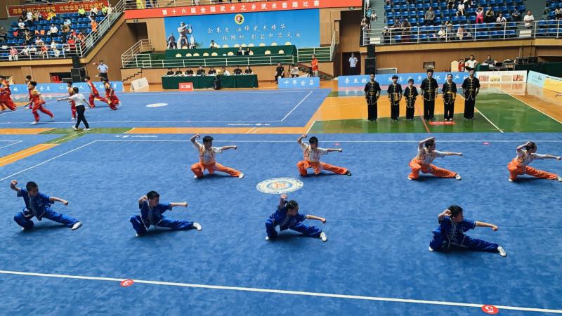 上海市社區(qū)<a href=http://www.wwwyw99966.com target=_blank class=infotextkey>健身</a>俱樂部 上海市社區(qū)<a href=http://www.wwwyw99966.com target=_blank class=infotextkey>健身</a>俱樂部