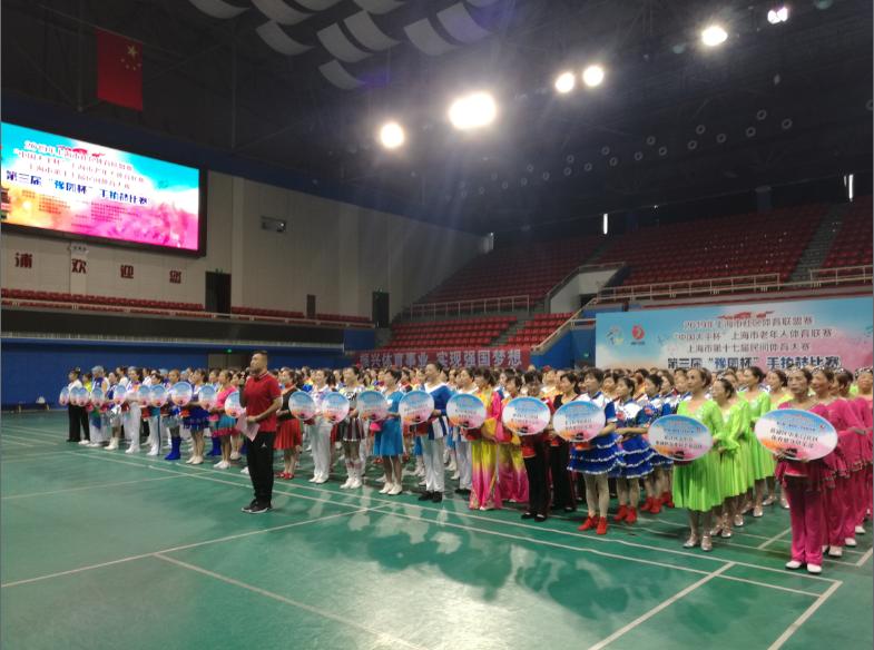 上海市社區(qū)<a href=http://www.wwwyw99966.com target=_blank class=infotextkey>健身</a>俱樂部 上海市社區(qū)<a href=http://www.wwwyw99966.com target=_blank class=infotextkey>健身</a>俱樂部