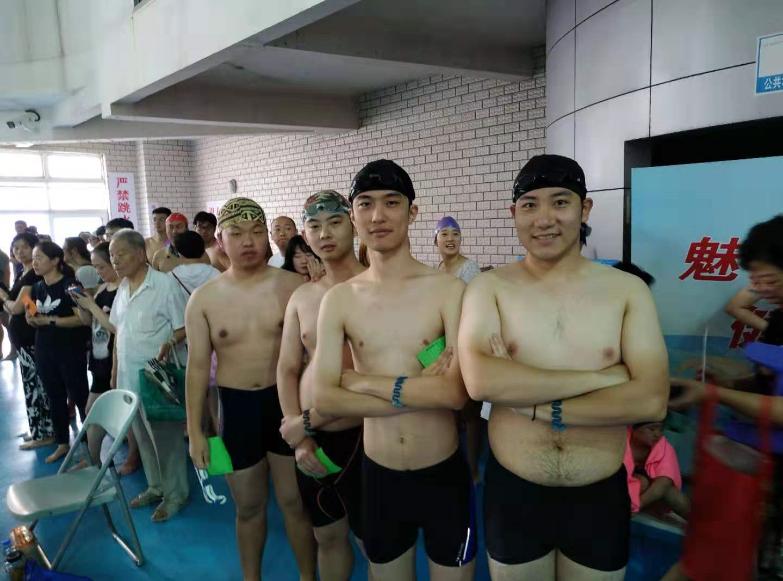 上海市社區(qū)<a href=http://www.wwwyw99966.com target=_blank class=infotextkey>健身</a>俱樂部