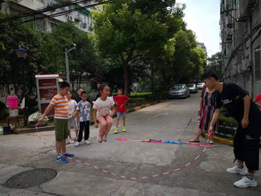 上海市社區(qū)<a href=http://www.wwwyw99966.com target=_blank class=infotextkey>健身</a>俱樂部