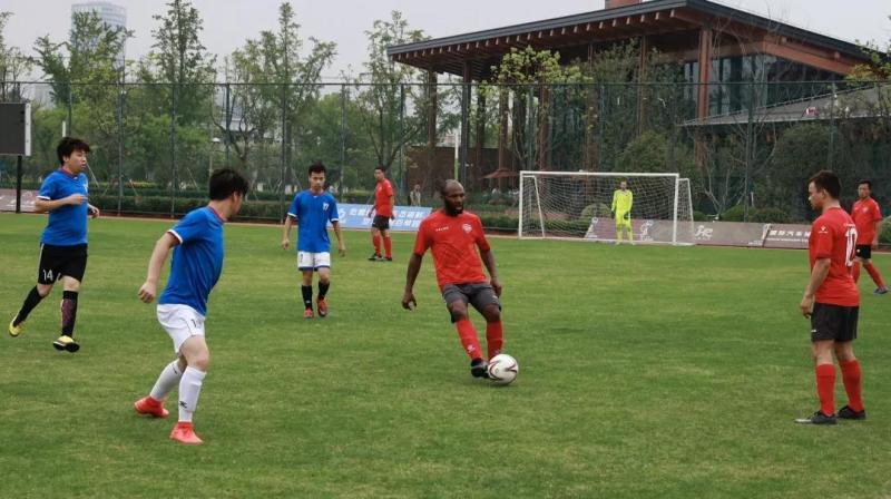 上海市社區(qū)<a href=http://www.wwwyw99966.com target=_blank class=infotextkey>健身</a>俱樂部