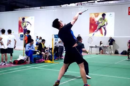 上海市社區(qū)<a href=http://www.wwwyw99966.com target=_blank class=infotextkey>健身</a>俱樂部