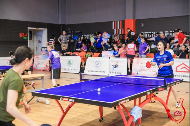 上海市社區(qū)<a href=http://www.wwwyw99966.com target=_blank class=infotextkey>健身</a>俱樂(lè)部 上海市社區(qū)<a href=http://www.wwwyw99966.com target=_blank class=infotextkey>健身</a>俱樂(lè)部