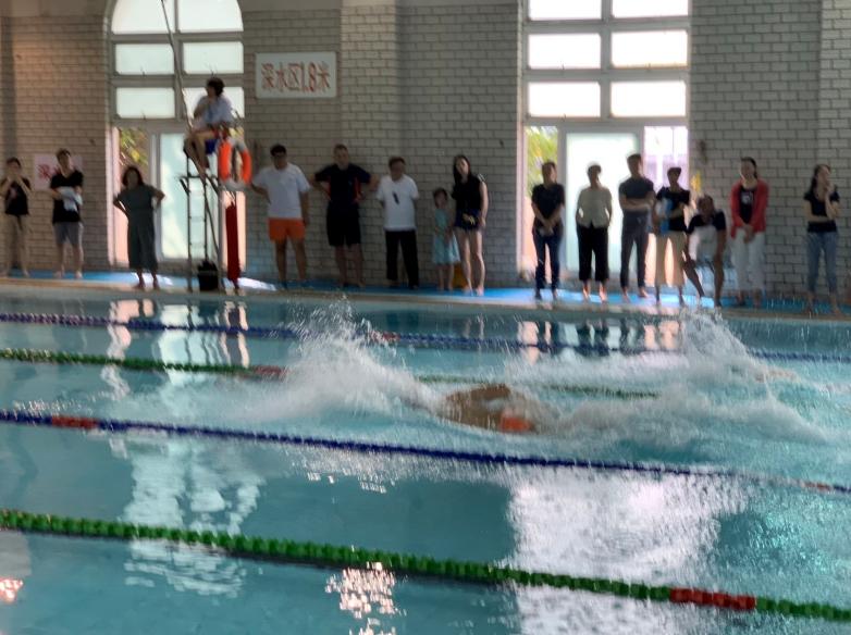 上海市社區(qū)<a href=http://www.wwwyw99966.com target=_blank class=infotextkey>健身</a>俱樂部