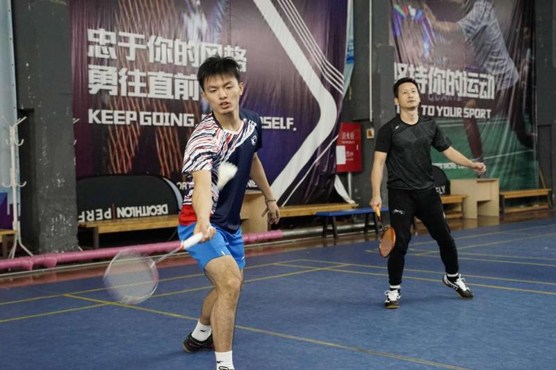 上海市社區(qū)<a href=http://www.wwwyw99966.com target=_blank class=infotextkey>健身</a>俱樂(lè)部