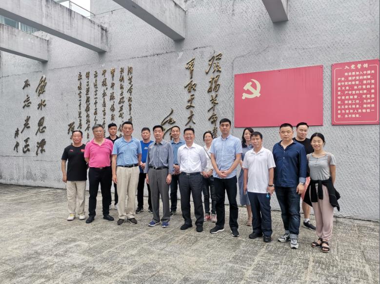 上海市社區(qū)<a href=http://www.wwwyw99966.com target=_blank class=infotextkey>健身</a>俱樂(lè)部