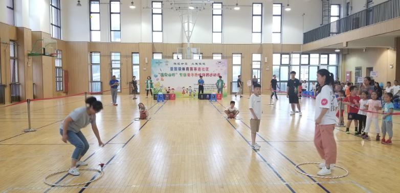 上海市社區(qū)<a href=http://www.wwwyw99966.com target=_blank class=infotextkey>健身</a>俱樂(lè)部