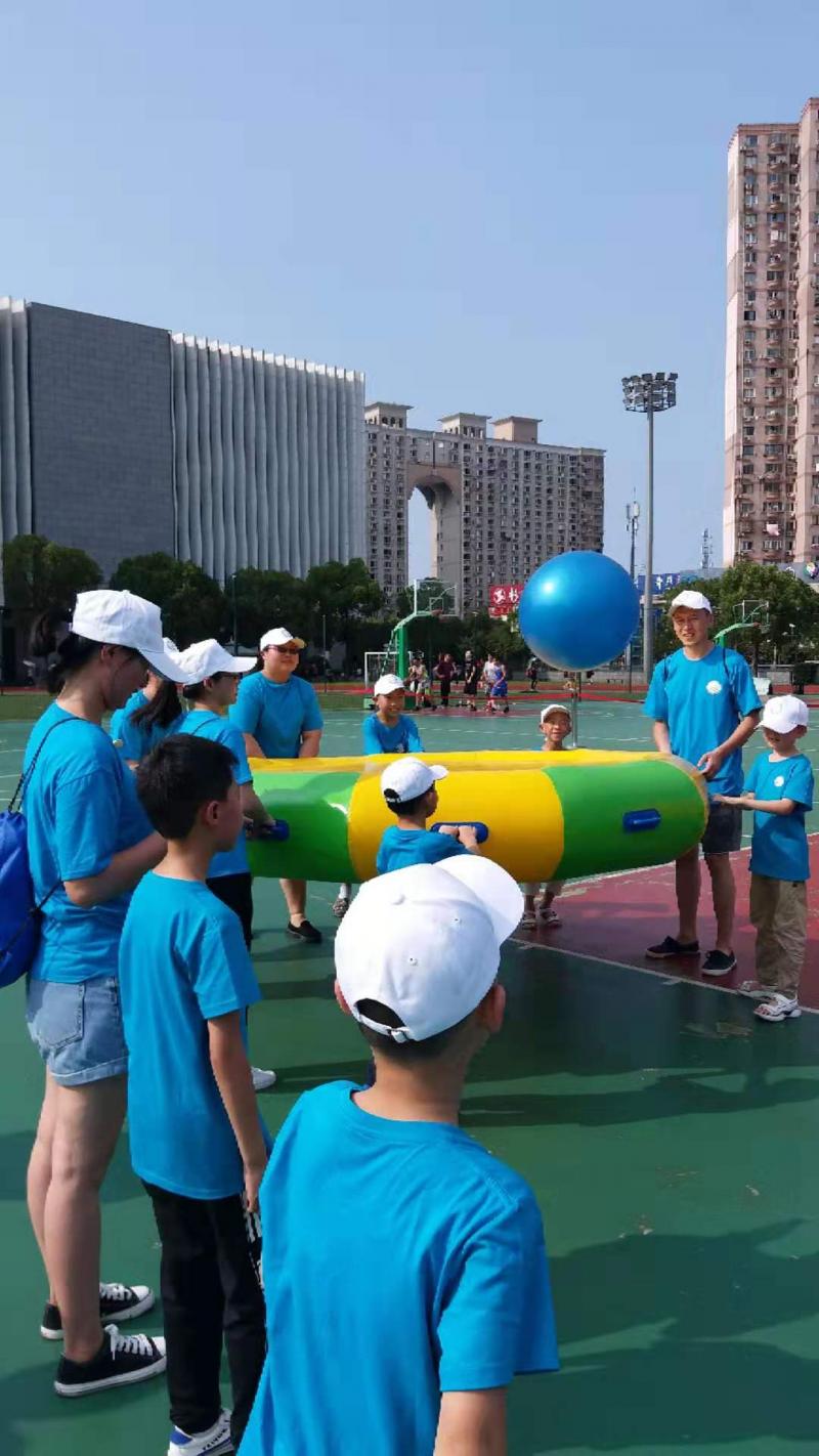 上海市社區(qū)<a href=http://www.wwwyw99966.com target=_blank class=infotextkey>健身</a>俱樂部