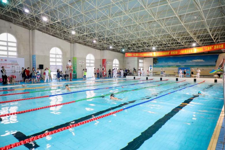 上海市社區(qū)<a href=http://www.wwwyw99966.com target=_blank class=infotextkey>健身</a>俱樂部