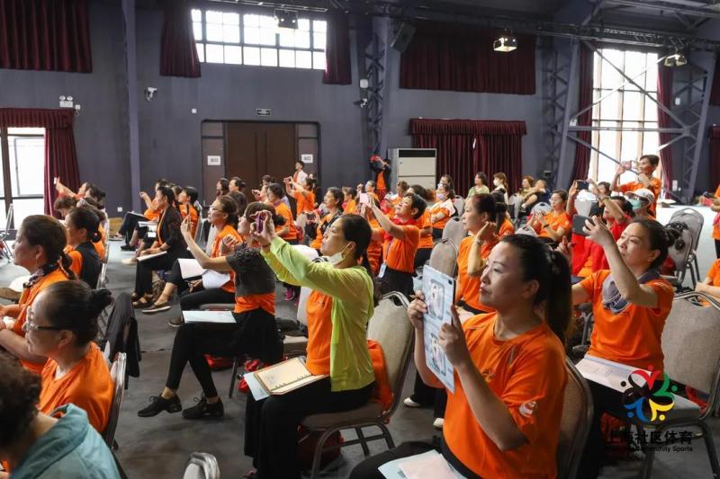 上海市社區(qū)<a href=http://www.wwwyw99966.com target=_blank class=infotextkey>健身</a>俱樂部