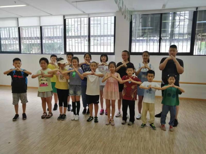 上海市社區(qū)<a href=http://www.wwwyw99966.com target=_blank class=infotextkey>健身</a>俱樂部