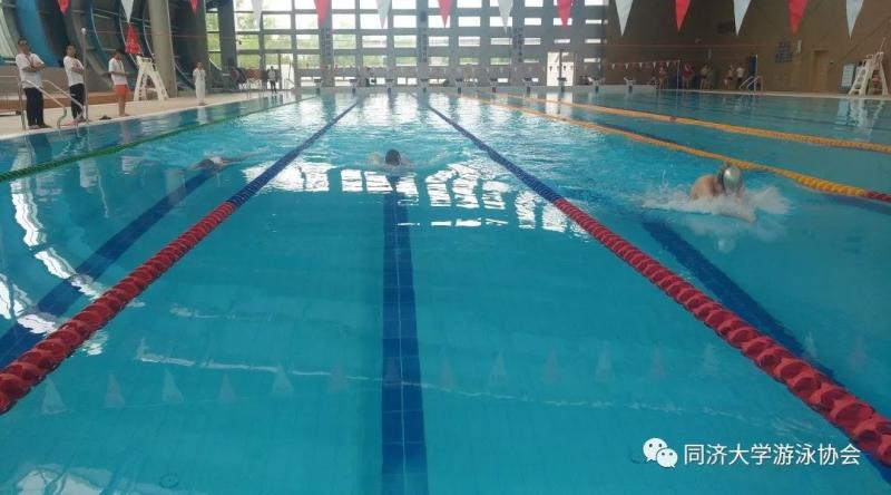 上海市社區(qū)<a href=http://www.wwwyw99966.com target=_blank class=infotextkey>健身</a>俱樂部