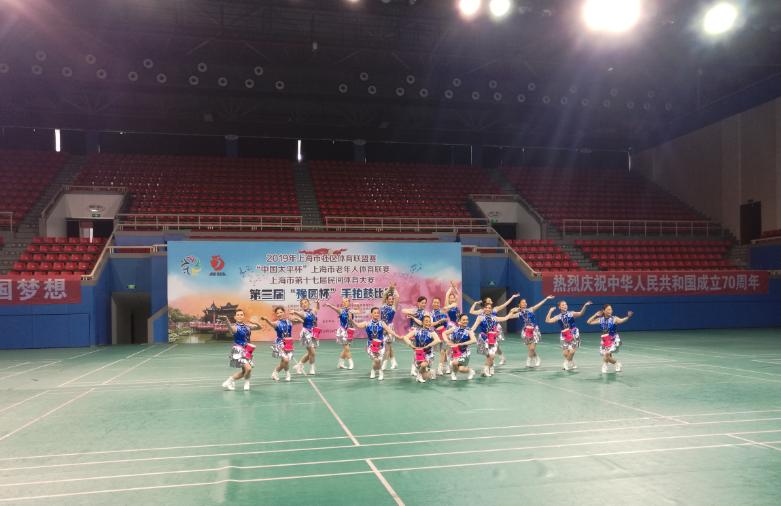 上海市社區(qū)<a href=http://www.wwwyw99966.com target=_blank class=infotextkey>健身</a>俱樂部 上海市社區(qū)<a href=http://www.wwwyw99966.com target=_blank class=infotextkey>健身</a>俱樂部