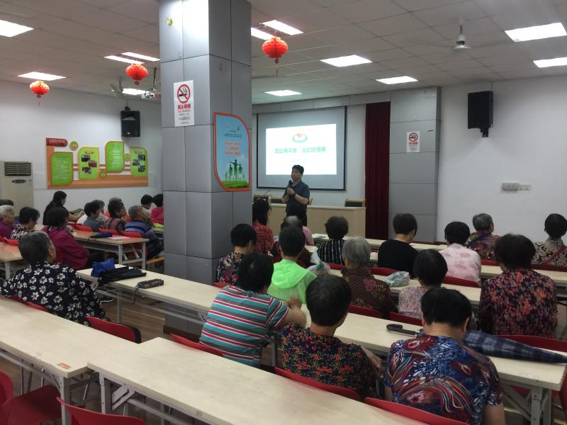 上海市社區(qū)<a href=http://www.wwwyw99966.com target=_blank class=infotextkey>健身</a>俱樂部