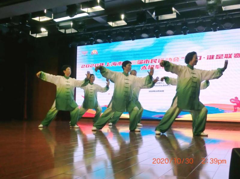 上海市社區(qū)<a href=http://www.wwwyw99966.com target=_blank class=infotextkey>健身</a>俱樂(lè)部 上海市社區(qū)<a href=http://www.wwwyw99966.com target=_blank class=infotextkey>健身</a>俱樂(lè)部