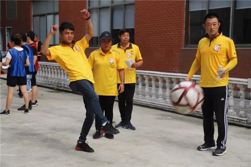 上海市社區(qū)<a href=http://www.wwwyw99966.com target=_blank class=infotextkey>健身</a>俱樂部 上海市社區(qū)<a href=http://www.wwwyw99966.com target=_blank class=infotextkey>健身</a>俱樂部