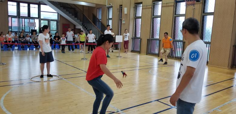 上海市社區(qū)<a href=http://www.wwwyw99966.com target=_blank class=infotextkey>健身</a>俱樂(lè)部