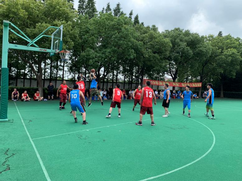 上海市社區(qū)<a href=http://www.wwwyw99966.com target=_blank class=infotextkey>健身</a>俱樂部