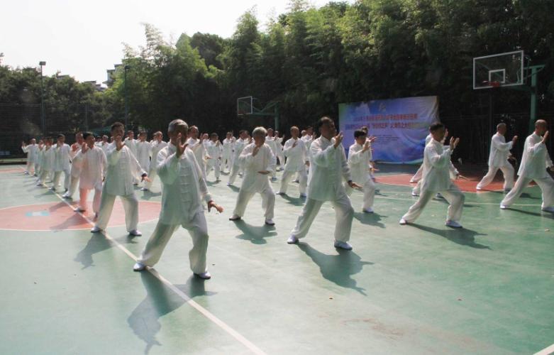 上海市社區(qū)<a href=http://www.wwwyw99966.com target=_blank class=infotextkey>健身</a>俱樂部