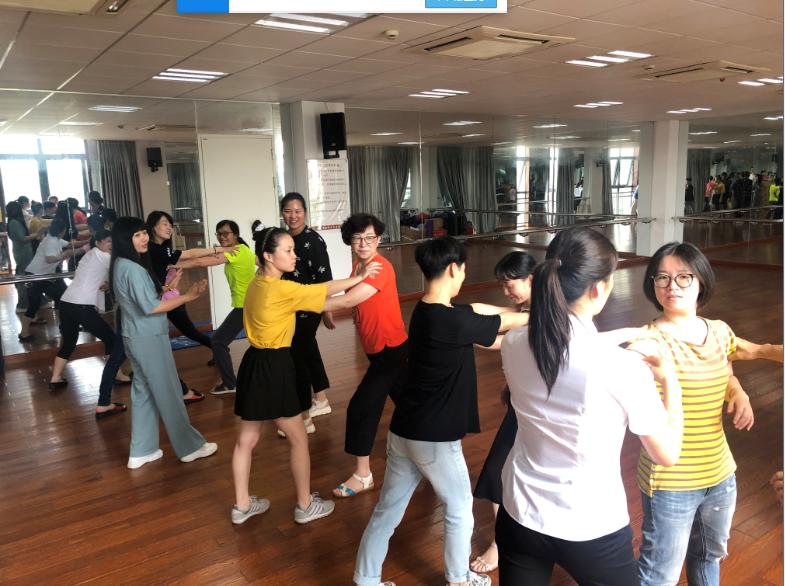 上海市社區(qū)<a href=http://www.wwwyw99966.com target=_blank class=infotextkey>健身</a>俱樂部