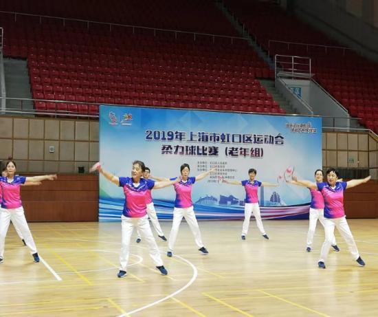 上海市社區(qū)<a href=http://www.wwwyw99966.com target=_blank class=infotextkey>健身</a>俱樂部