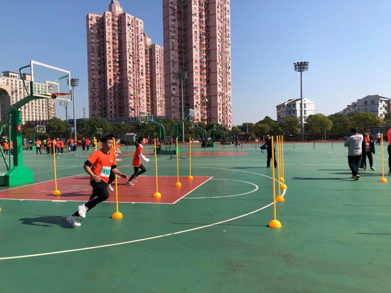 上海市社區(qū)<a href=http://www.wwwyw99966.com target=_blank class=infotextkey>健身</a>俱樂(lè)部