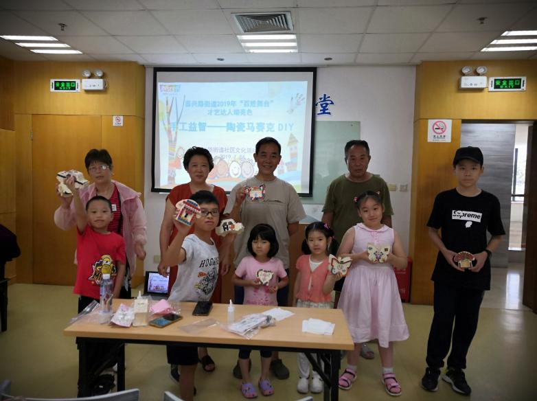 上海市社區(qū)<a href=http://www.wwwyw99966.com target=_blank class=infotextkey>健身</a>俱樂部 上海市社區(qū)<a href=http://www.wwwyw99966.com target=_blank class=infotextkey>健身</a>俱樂部