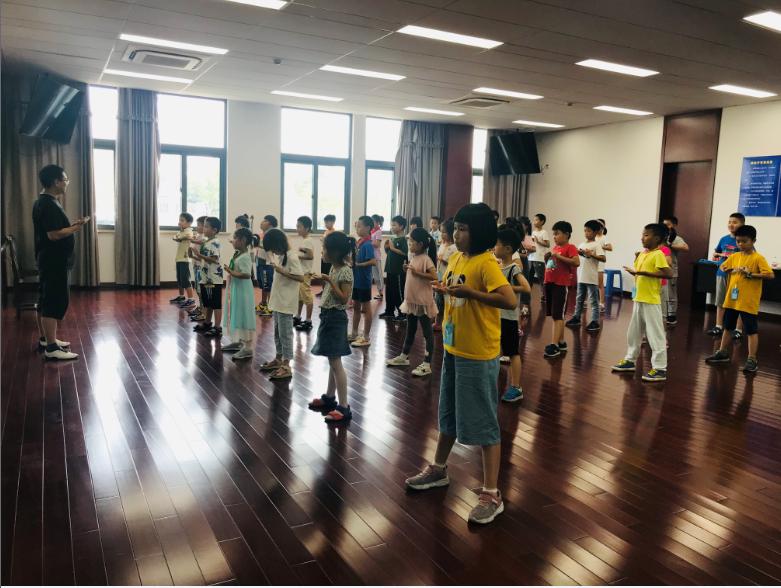 上海市社區(qū)<a href=http://www.wwwyw99966.com target=_blank class=infotextkey>健身</a>俱樂部