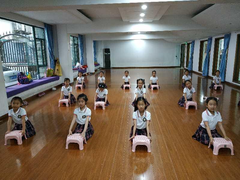 上海市社區(qū)<a href=http://www.wwwyw99966.com target=_blank class=infotextkey>健身</a>俱樂部 上海市社區(qū)<a href=http://www.wwwyw99966.com target=_blank class=infotextkey>健身</a>俱樂部