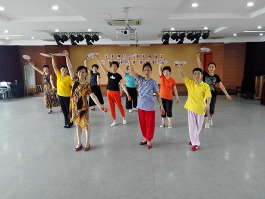 上海市社區(qū)<a href=http://www.wwwyw99966.com target=_blank class=infotextkey>健身</a>俱樂部 上海市社區(qū)<a href=http://www.wwwyw99966.com target=_blank class=infotextkey>健身</a>俱樂部