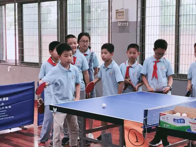 上海市社區(qū)<a href=http://www.wwwyw99966.com target=_blank class=infotextkey>健身</a>俱樂部