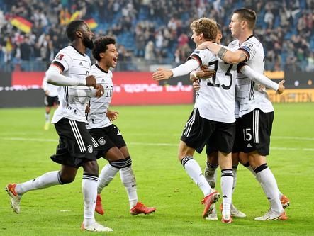 【世預(yù)賽】德國(guó)邁開(kāi)連勝步伐，有望提前晉級(jí)世界杯決賽圈
