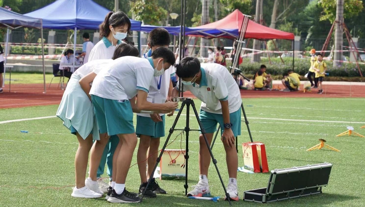 【本地】放飛夢(mèng)想！廣東逾900名航空航天模型高手大比拼