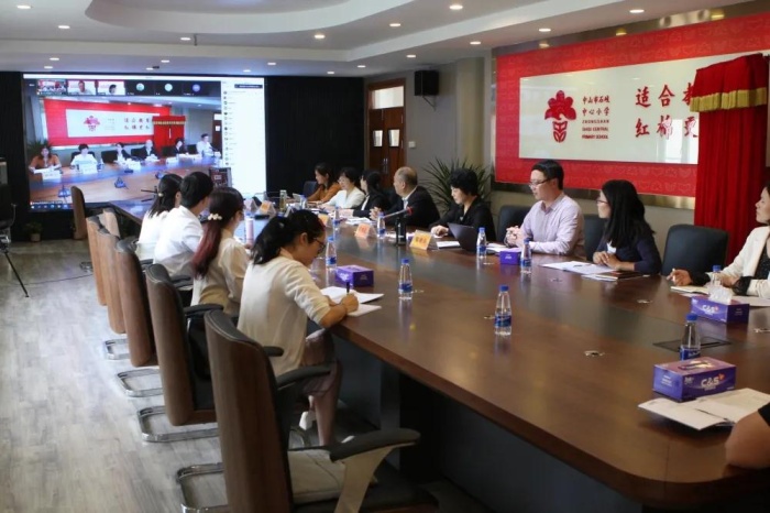 嚴密論證明思路　專家指引促發(fā)展