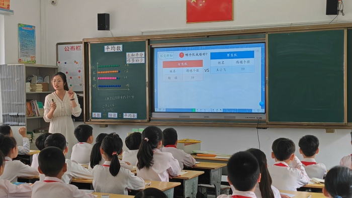 結(jié)對幫扶研教學，攜手共進促提升