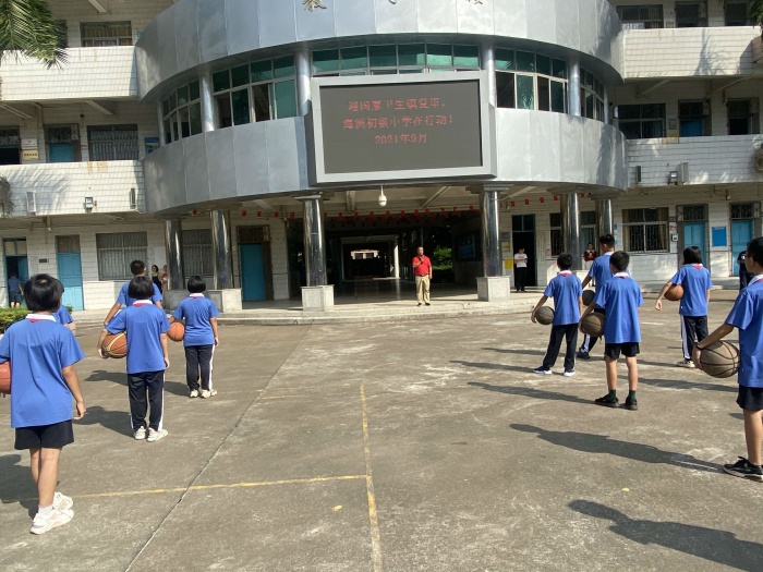 迎國家衛(wèi)生鎮(zhèn)復(fù)審，海洲初級中學在行動