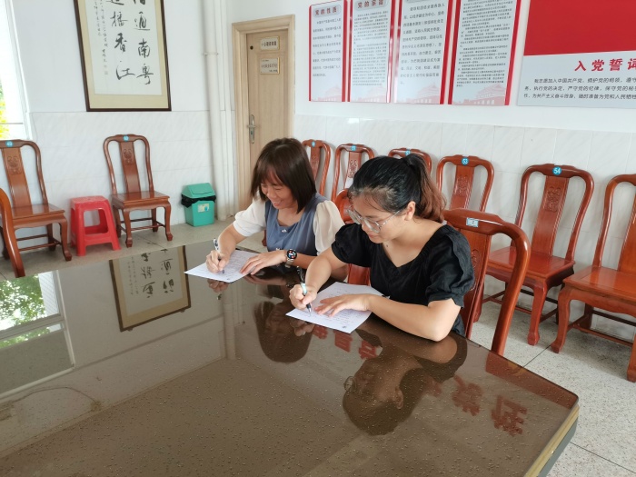 陽光雍?。喊亵礌幜?，素養(yǎng)大賽展風采