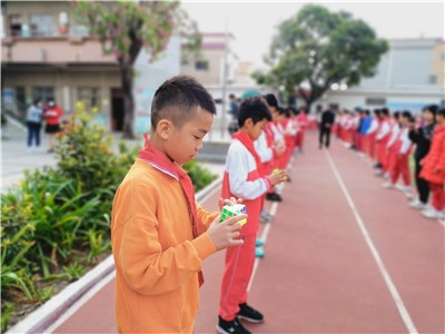 感受數(shù)學魅力，玩轉數(shù)學游戲