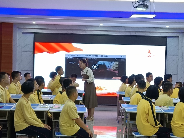 細(xì)節(jié)描寫(xiě)塑人物，作文教學(xué)綻芳華