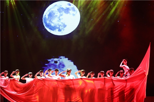 5.晚會(huì) (5).JPG