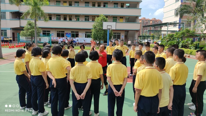 體育教學再研討 名師指導促提升