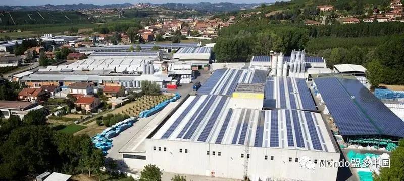 “黑科技”跑道，讓運動員“飛了起來”！-奧運田徑跑道是如何造出來的？