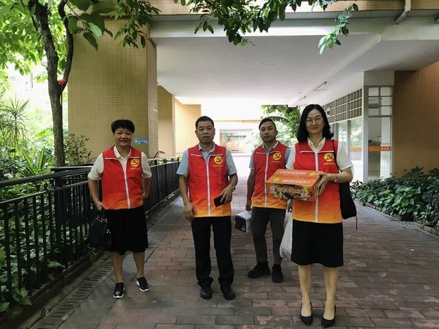 調(diào)整大小 9.10 古鎮(zhèn)鎮(zhèn)古一小學(xué)黨支部一行人慰問退休教師.jpg