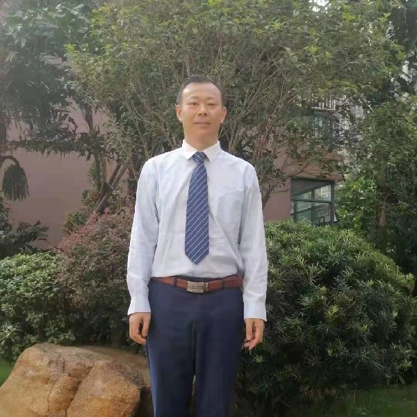 1634000492128018468.jpg 胡衛(wèi)軍照片.jpg