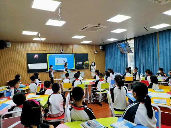 1649499675109089573.jpg 數(shù)學(xué)課.jpg