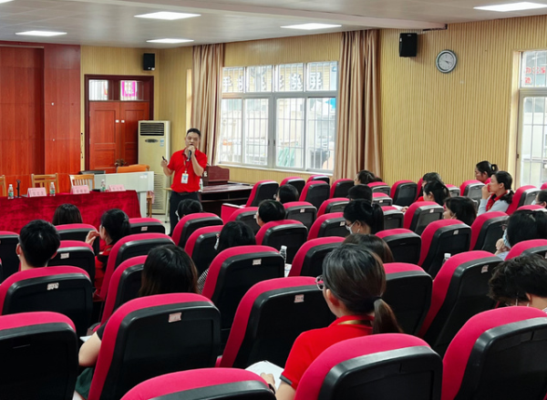 1668041760492094491.jpg 已修006.jpg