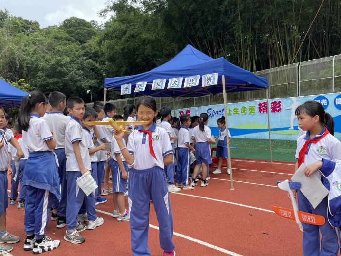 科學(xué)體驗(yàn)活動(dòng) (4).JPG